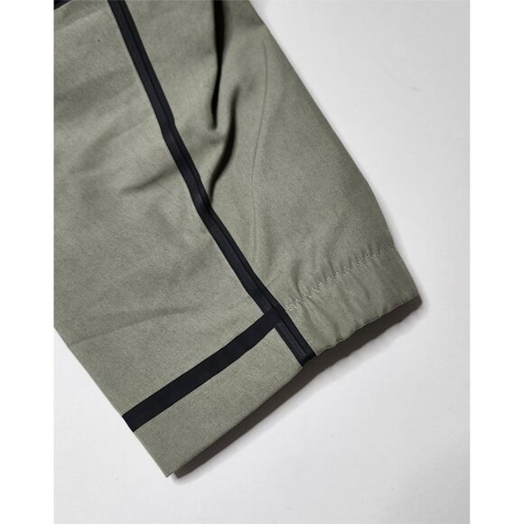 Nike Tech Storm-Fit Rain Jacket HM9473-320 - Picture 4 of 12